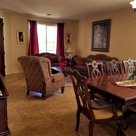 Phoenix Home Near Freeways And Airport Exterior photo