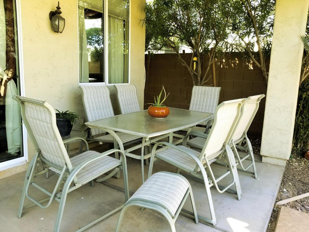 Phoenix Home Near Freeways And Airport Exterior photo